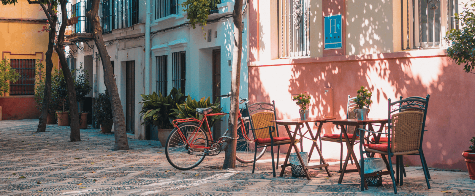 16d0fb6e johan mouchet z95viy3wazs unsplash 2 Luxury Wedding Planner in Dubai